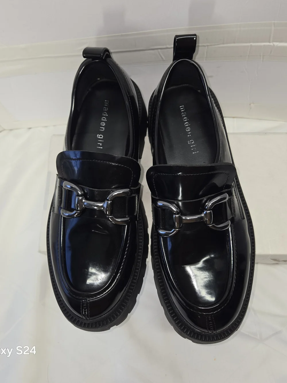 Madden Girl Womens Ashlee Black Slip-On Loafers Shoes 9 New 1”  Blocky Heel